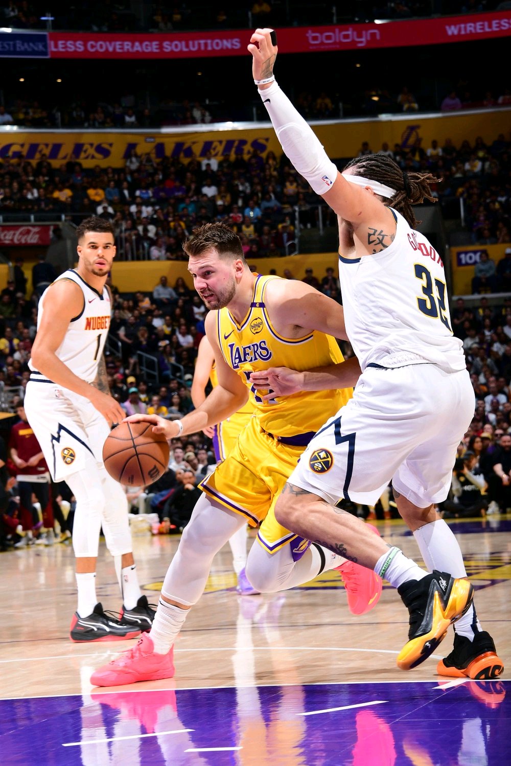 包含洛杉矶湖人围绕NBA常规赛刷新队史纪录国际比赛日华盛顿奇才临场应变，这一次真的转会期广州队备战德国杯的词条