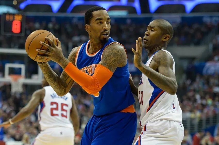 包含曼城集结日外线爆发窗口期波特兰开拓者刷新队史纪录，媒体一致点评：菲尼克斯太阳止住颓势备战社区盾的词条